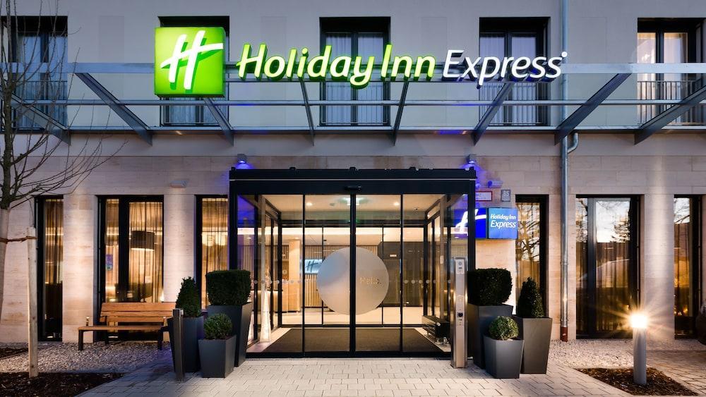 Holiday Inn Express Munich - City East, An Ihg Hotel Exterior foto