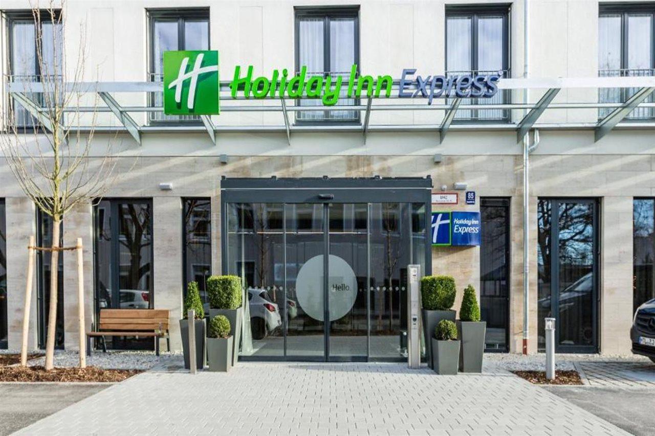 Holiday Inn Express Munich - City East, An Ihg Hotel Exterior foto